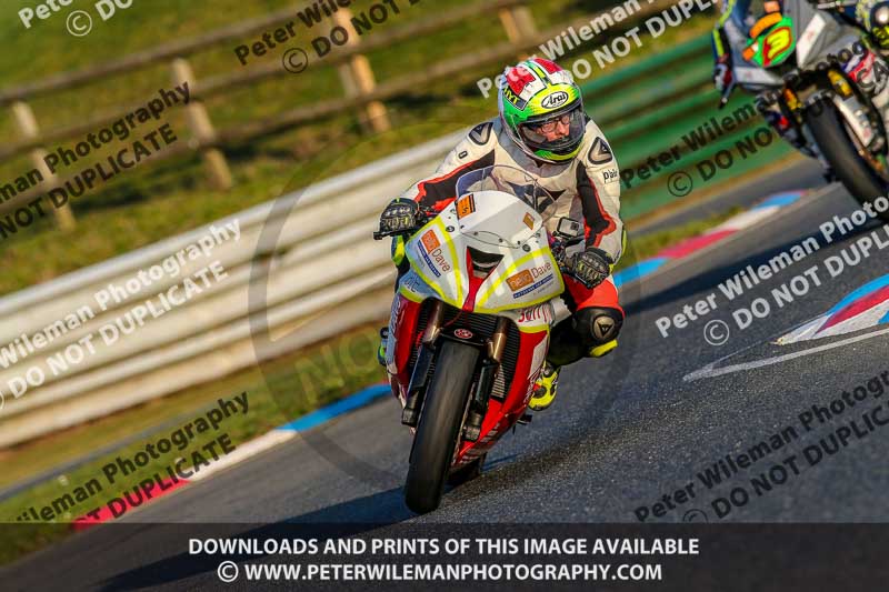 PJ Motorsport Photography 2018;enduro digital images;event digital images;eventdigitalimages;mallory park;mallory park photographs;mallory park trackday;mallory park trackday photographs;no limits trackdays;peter wileman photography;racing digital images;trackday digital images;trackday photos
